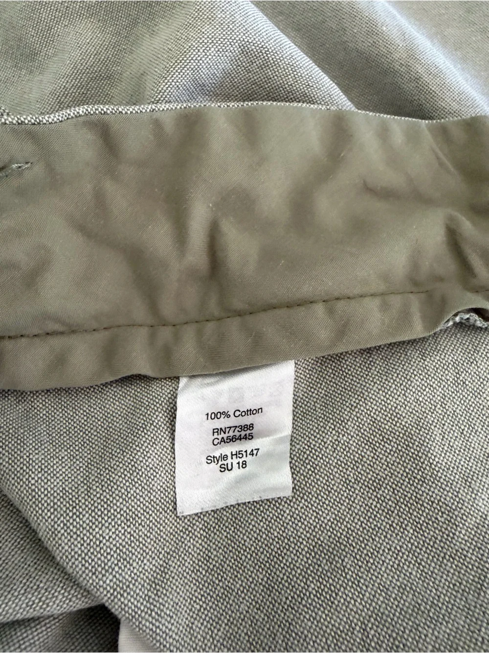 J. Crew Men's Gramercy 100% Cotton Beige Shorts Size 33